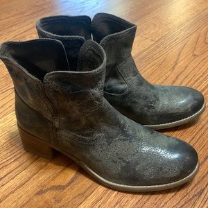 Walnut Grove by Diba True